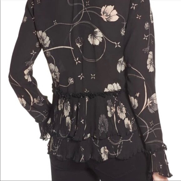 Chelsea28 Long Sleeve V-Neck Blouse Black Floral - Picture 2 of 12